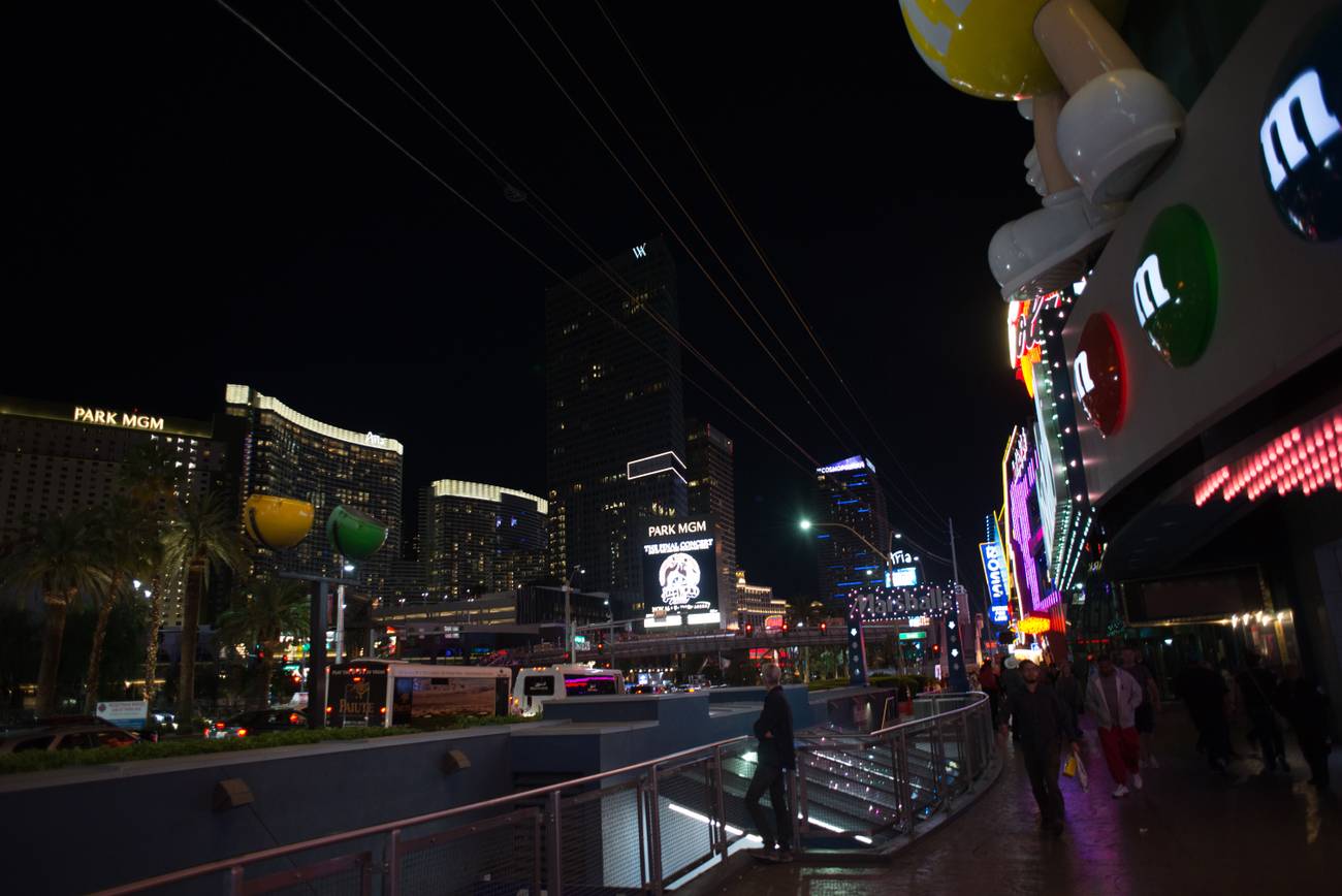 Las Vegas - spacer nocą