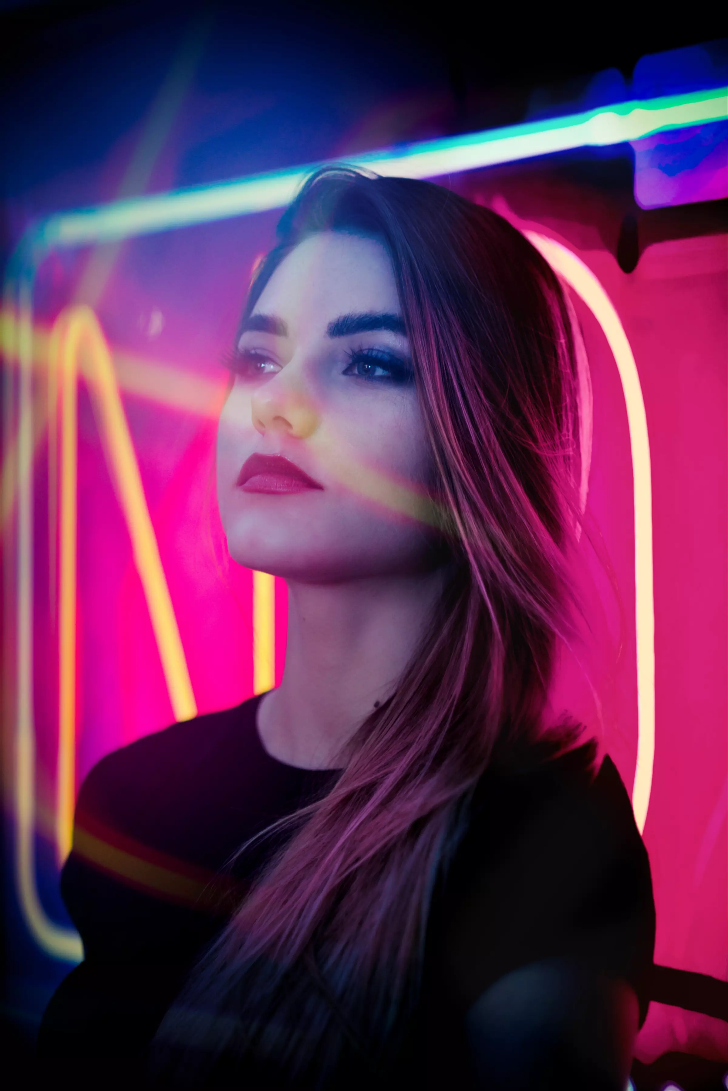 Ola - Neony-5440-x1.jpg