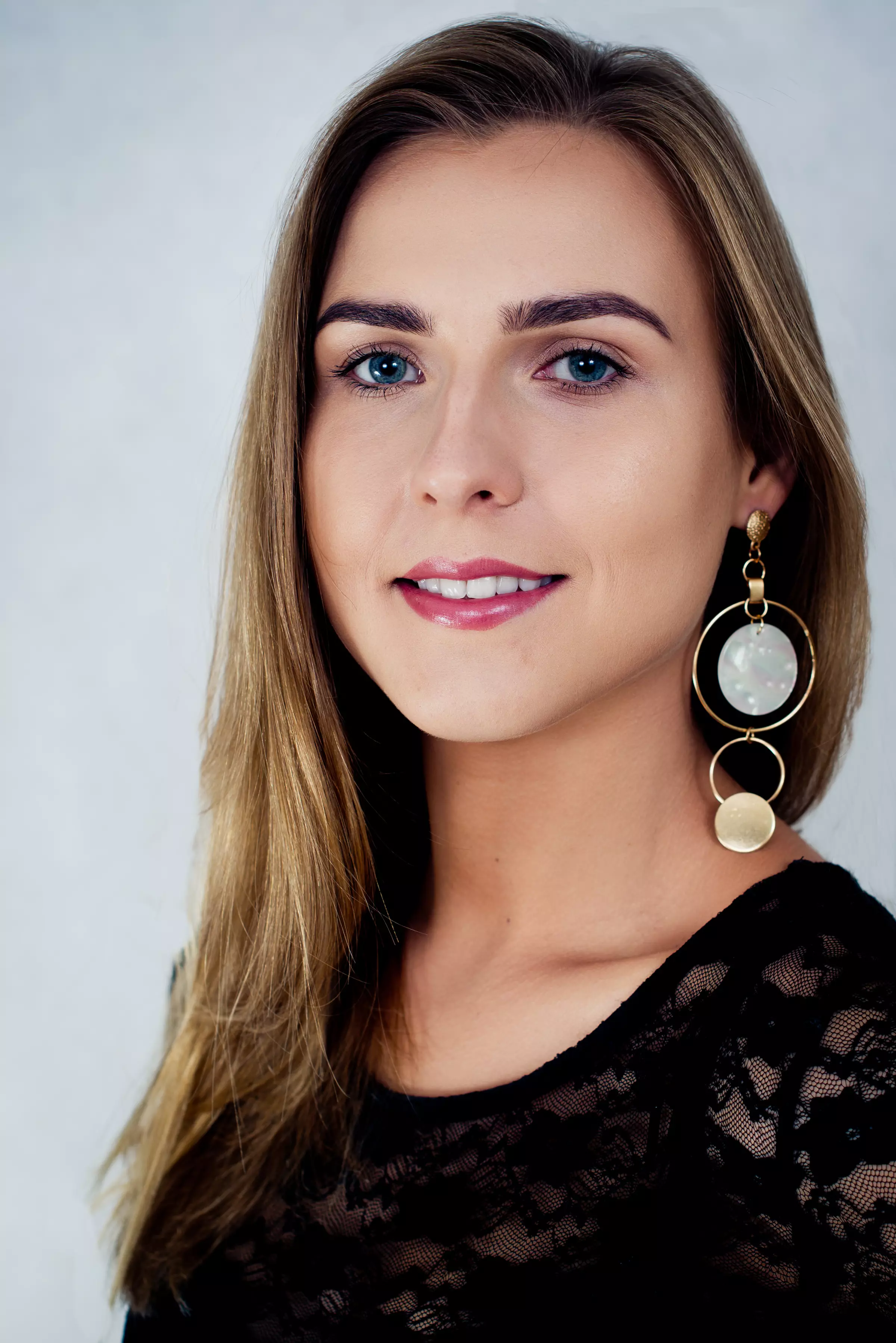 Ola - Studio-Ola-103-Edit