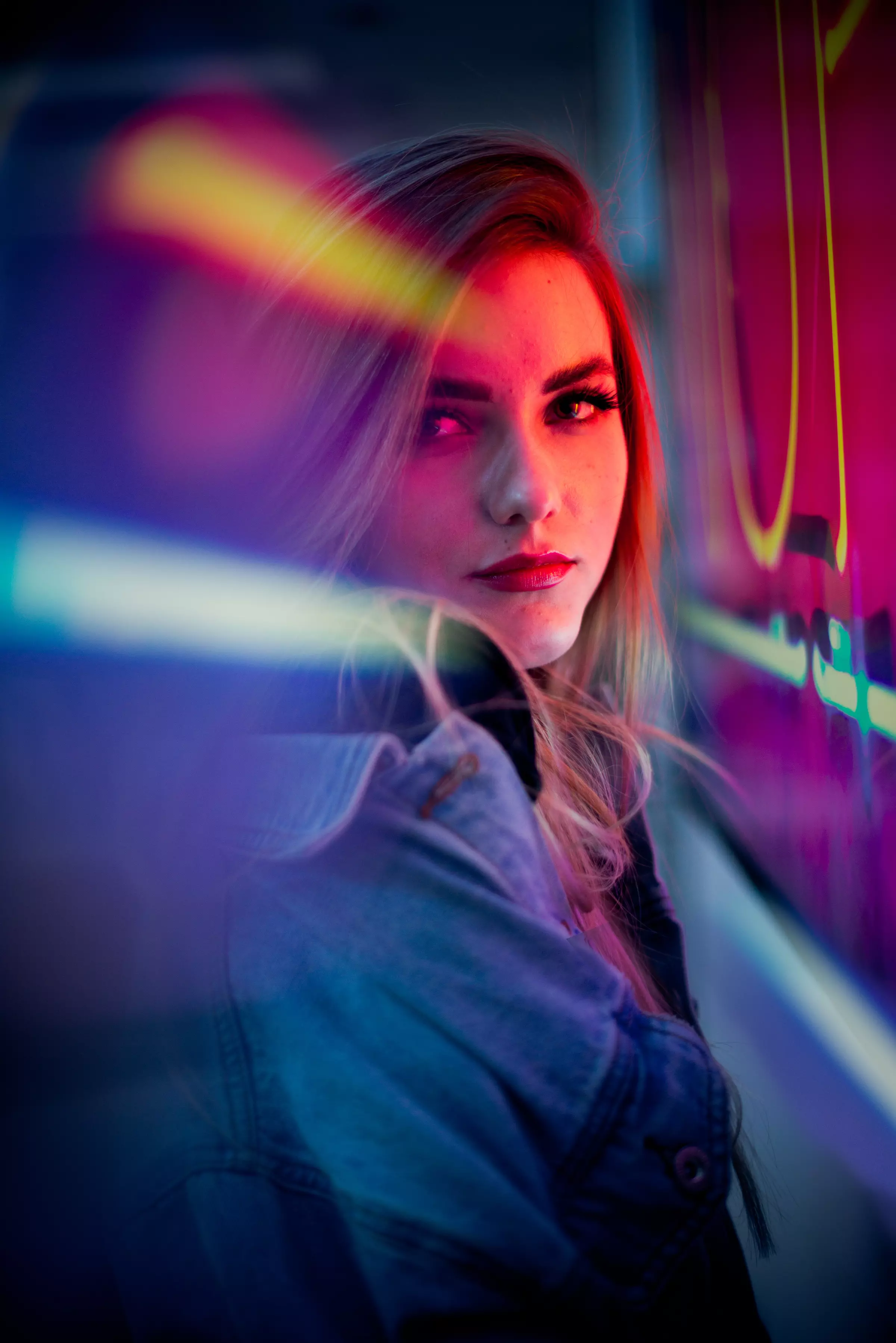 Ola - Neony-5548-Edit