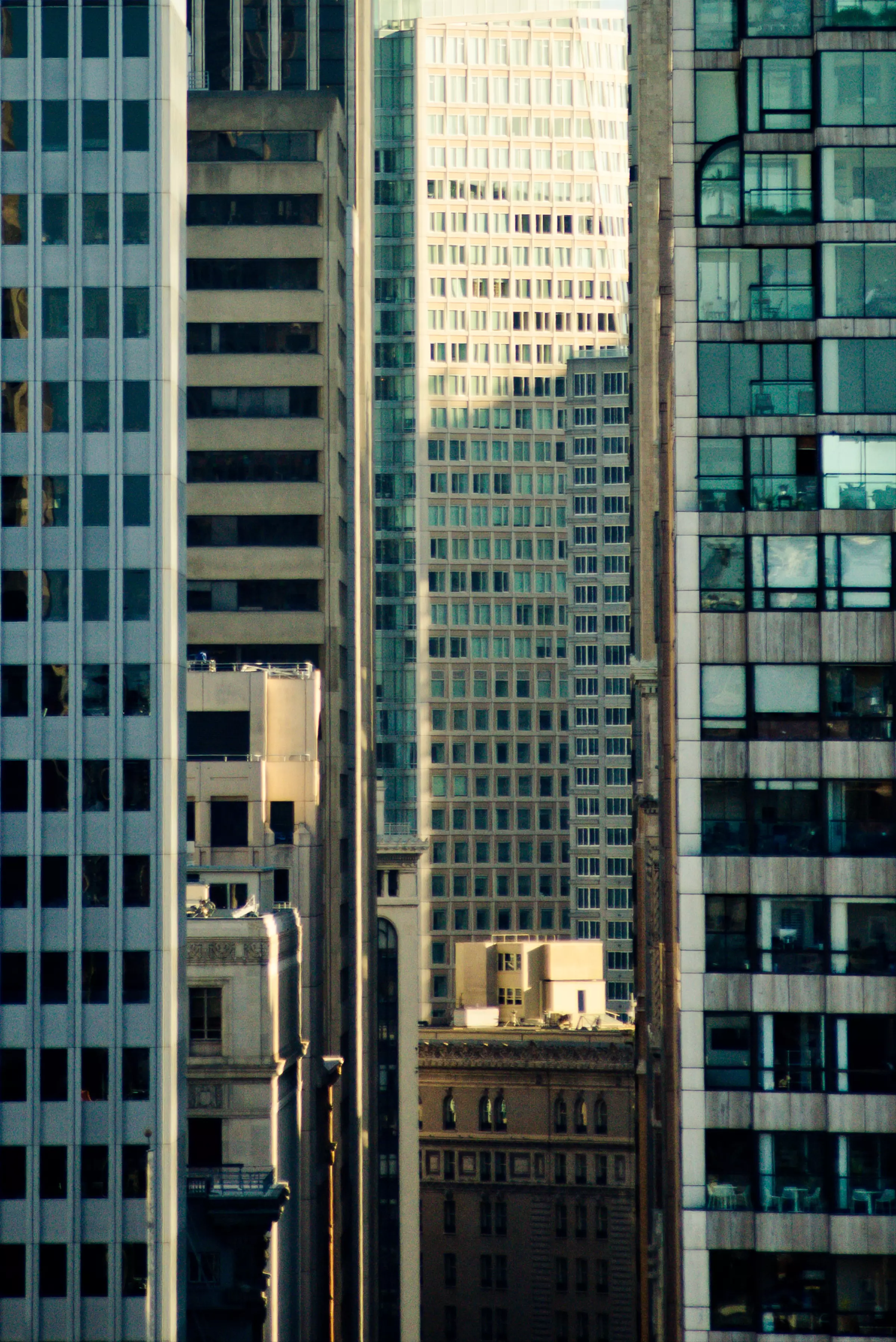 Kształt, faktura dużego miasta.